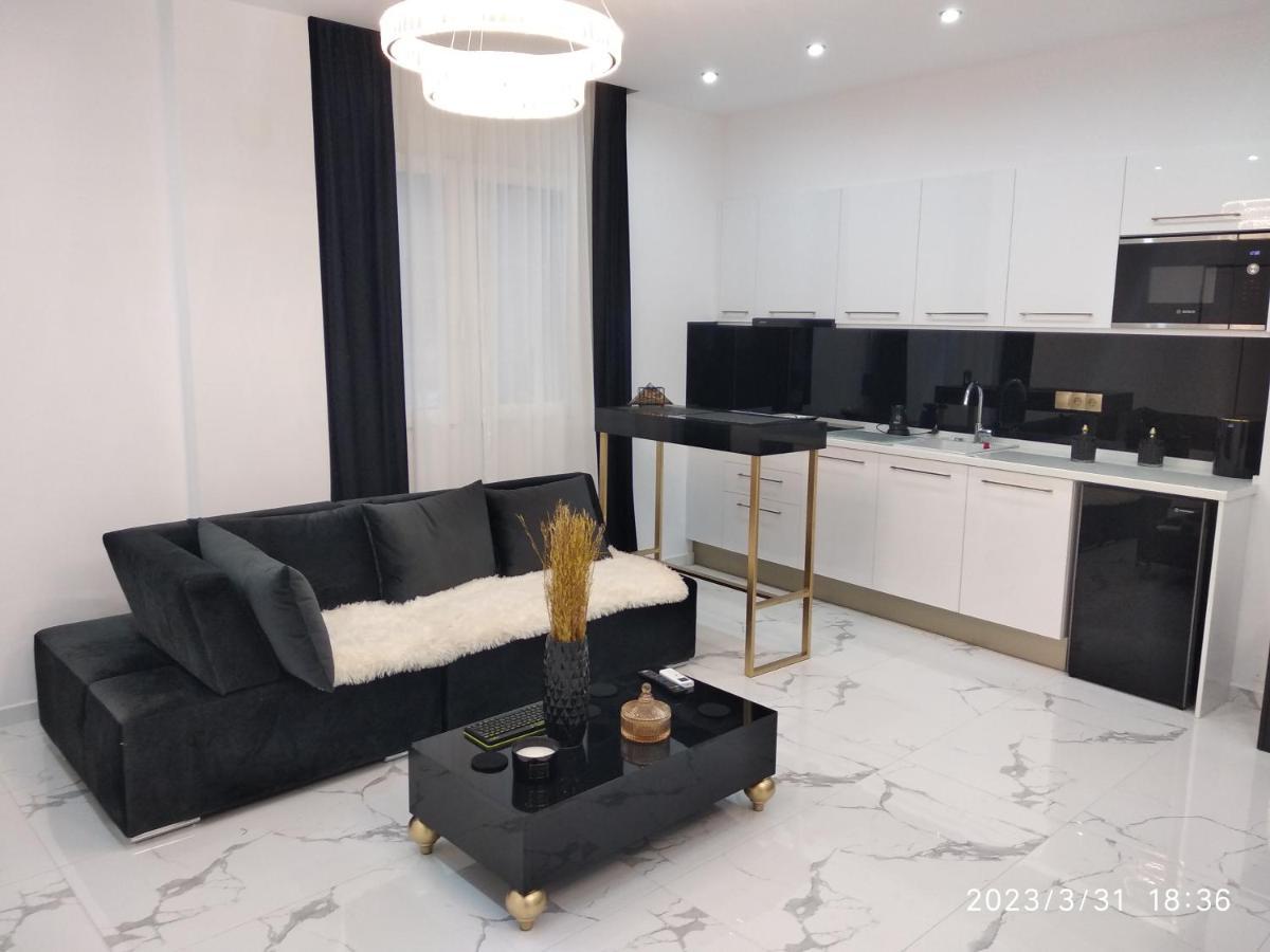Despina's Palace Downtown Daire Kandiye